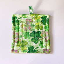 Load image into Gallery viewer, Shamrock Quilted Pot Holder
